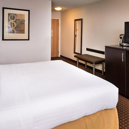 Holiday Inn Express Hotel & Suites Bucyrus, An Ihg Hotel מראה חיצוני תמונה
